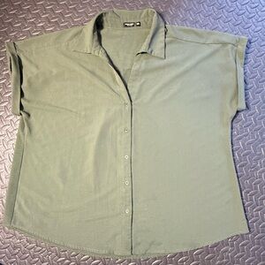 SHEIN Women’s Olive Green V-neck Blouse Size 3X
